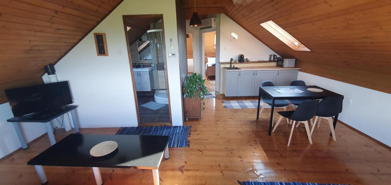 Buborek Apartman - Etyek Luaran gambar